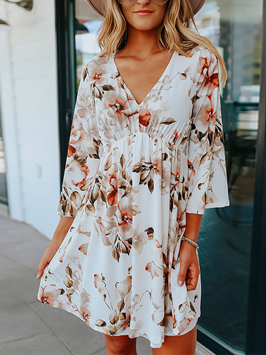 Stunncal  V Neck Bell Sleeves Printed Swing Dresses