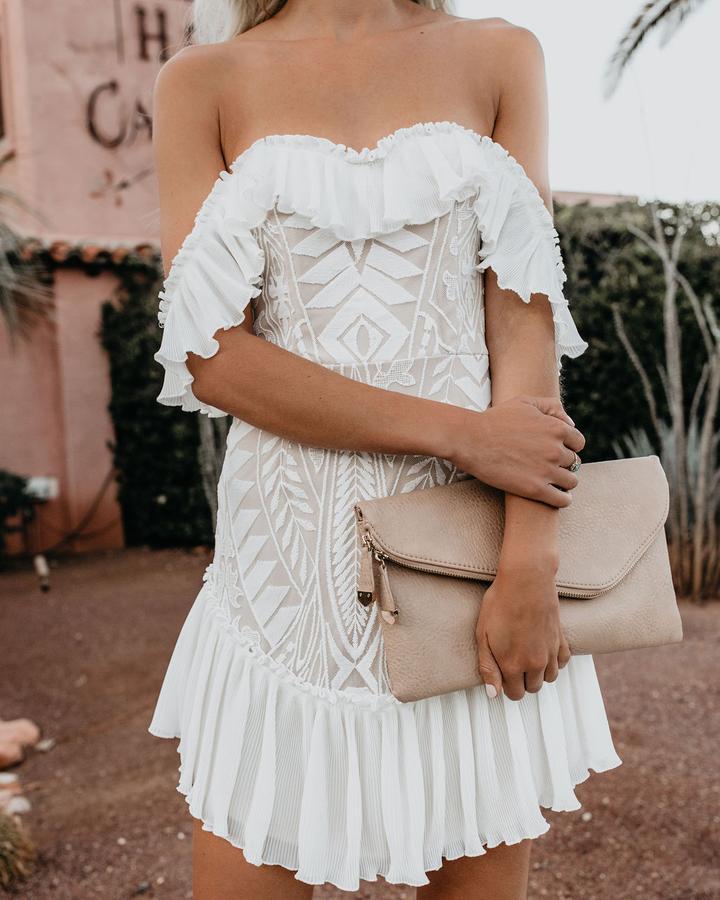 Stunncal Lace Pleated Ruffle One-Shoulder Dress